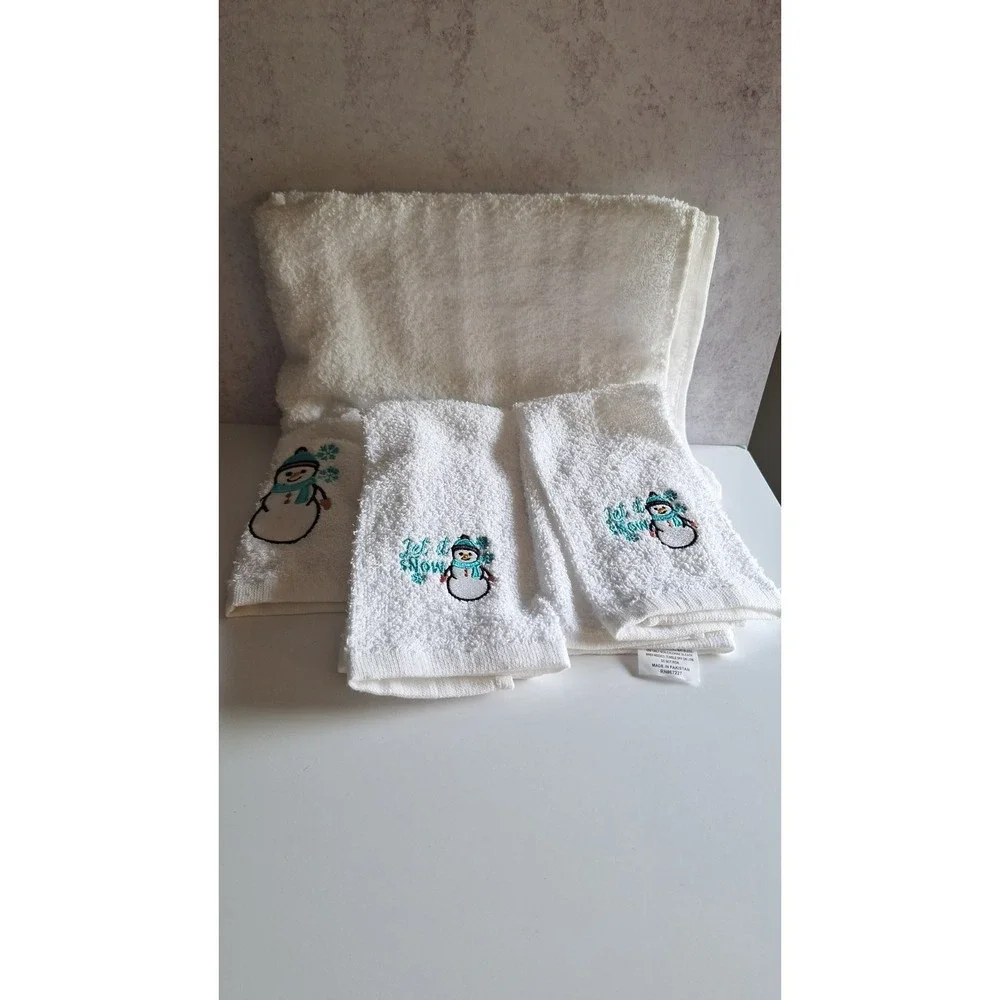 SNOWMAN EMBROIDERED BATH TOWEL SET 3 PIECE CHRISTMAS HOLIDAY BATHROOM